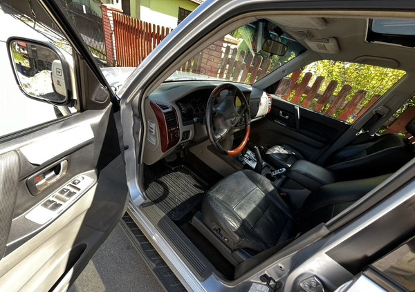 Mitsubishi Pajero cena 38000 przebieg: 196000, rok produkcji 2006 z Żywiec małe 436